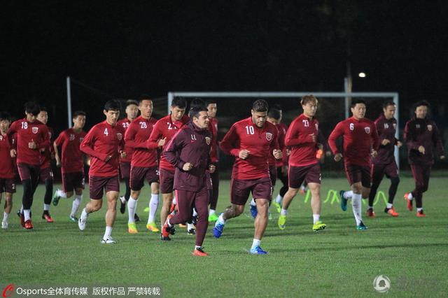 国产在线喷潮免费观看