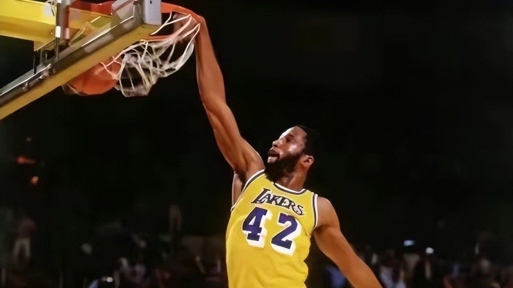 免费人成在线观看播放国产